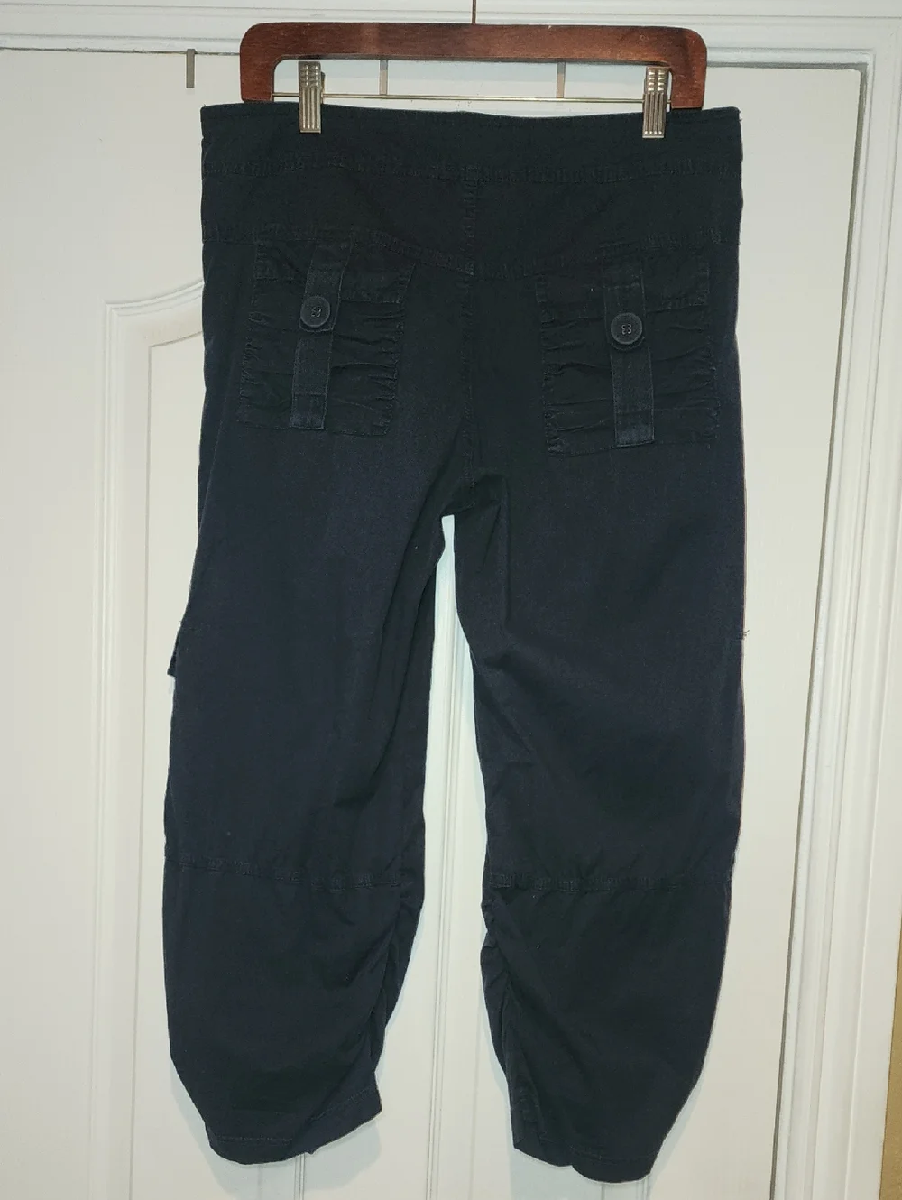 Wearables Black Cargo Drawstring Capri Pants, Sz. S - Picture 7 of 12